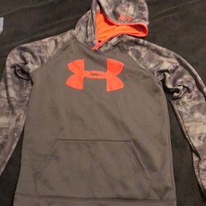 Under armor youth boys sweater